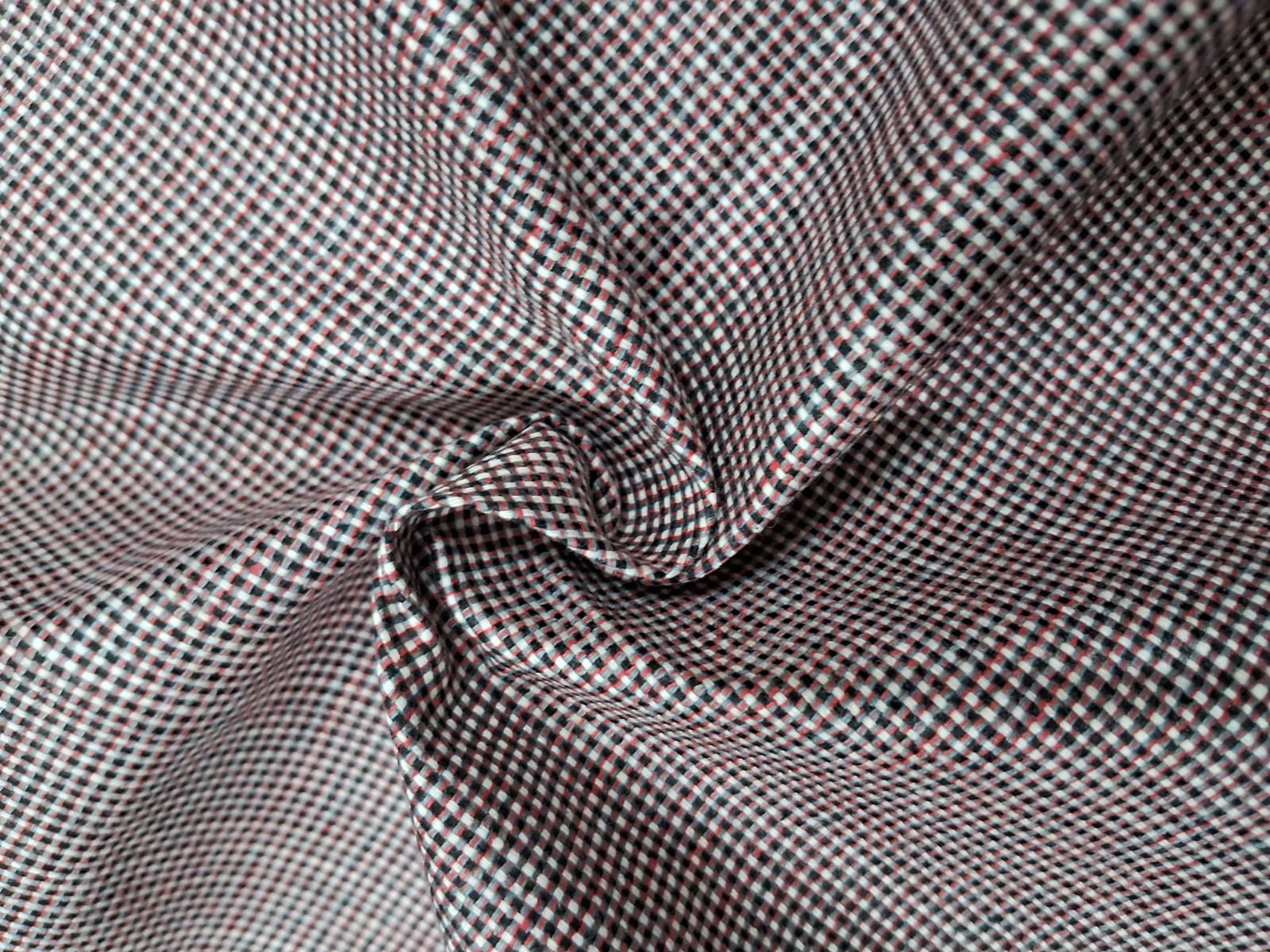 RED , BLACK & WHITE CHECKS COTTON 4 PLY DRESS MATERIAL FOR MEN